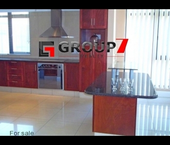 Fully fitted kitchen with granite tops